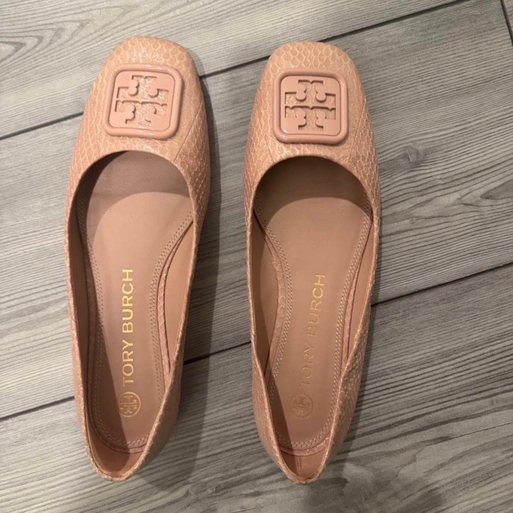 Tory Burch Blush Peel Texture Ballet Flats with Logo Medallion